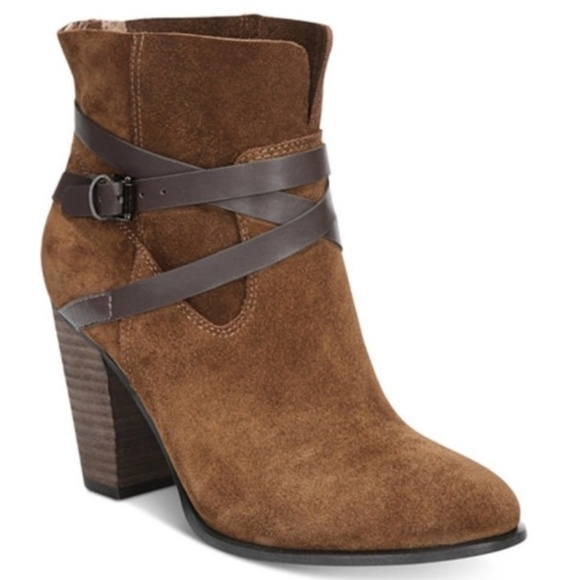 Carlos Santana Miles Ankle Bootie in Burbon - Picture 2 of 5